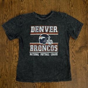 Women’s Denver Broncos TShirt
